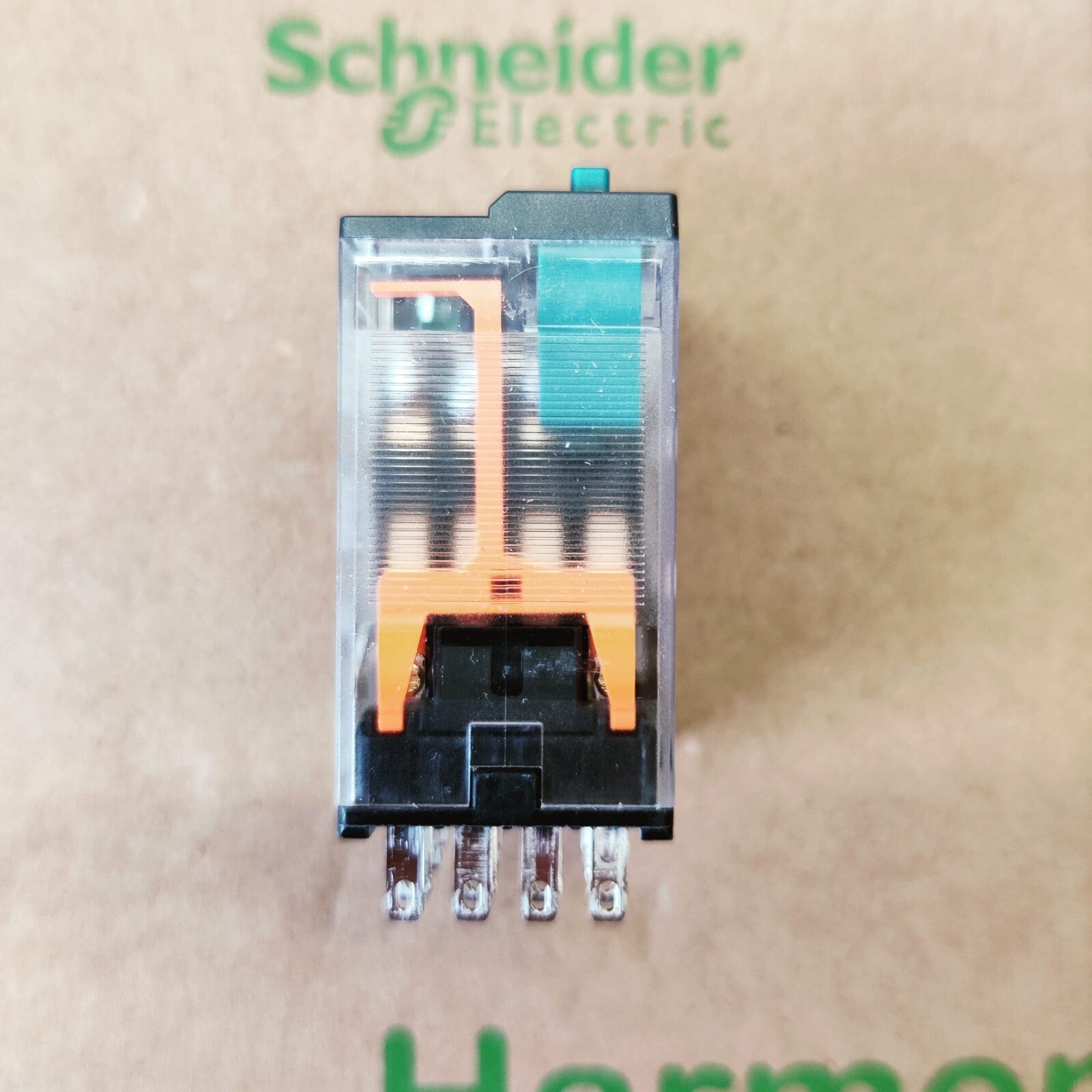 Schneider Electric - Lot de 18 Relay RXM Embrochables - RXM4AB2BD5