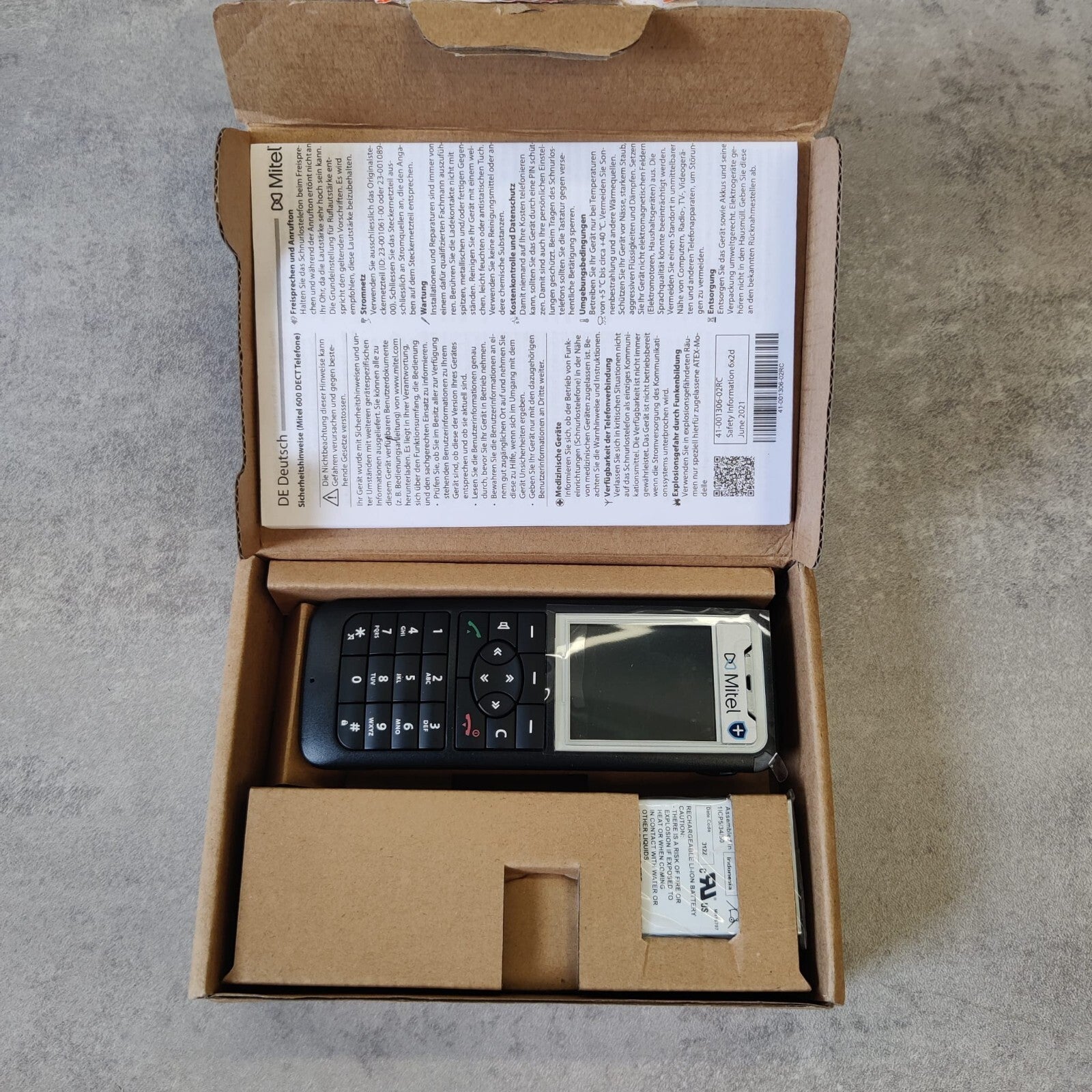 Mitel 622DT - Téléphone IP - traitement antimicrobien0