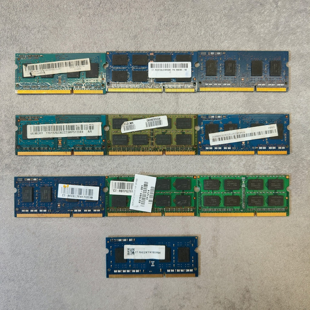 Lot de 10 barrettes de RAM PC3 / PC3L - Non téstées1