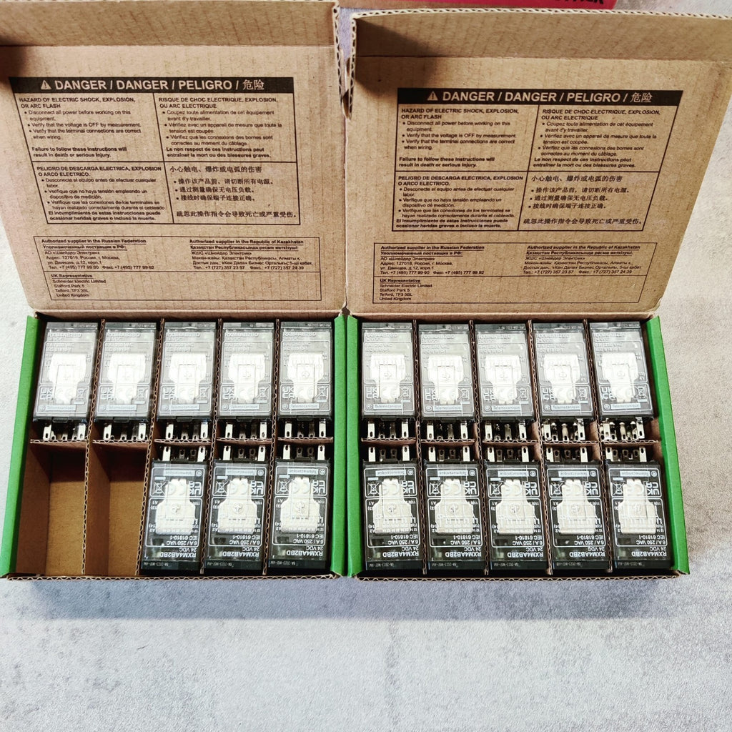 Schneider Electric - Lot de 18 Relay RXM Embrochables - RXM4AB2BD0