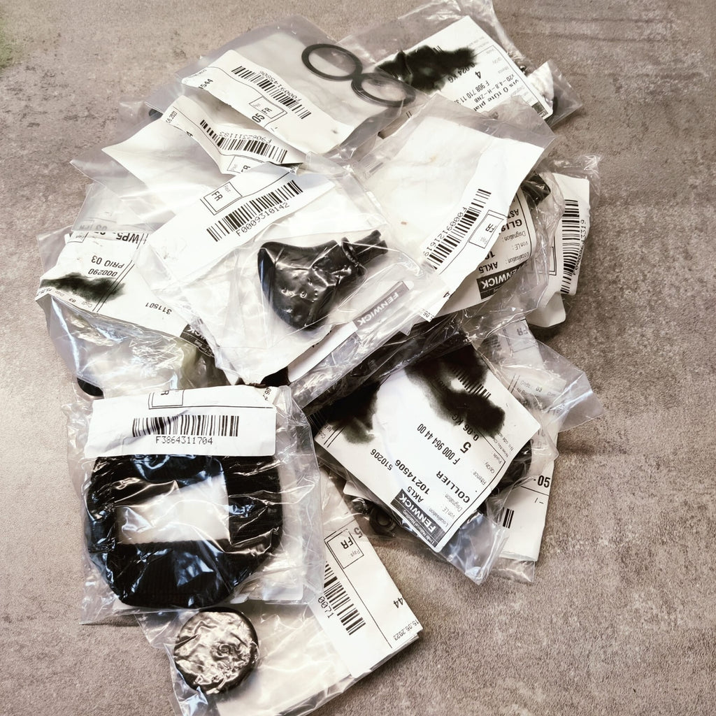 Lot de 22 pièces Linde Forklifts Fenwick1